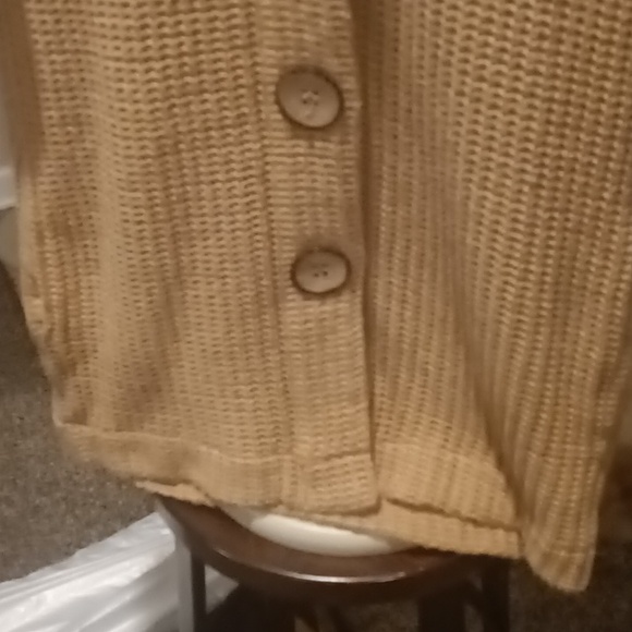 NWOT C•M•C 100% cotton tan s/s cardigan w side pockets & 5 big buttons Sm - Picture 9 of 12